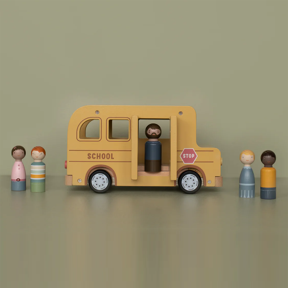 School Bus with 5 Peg Doll Characters