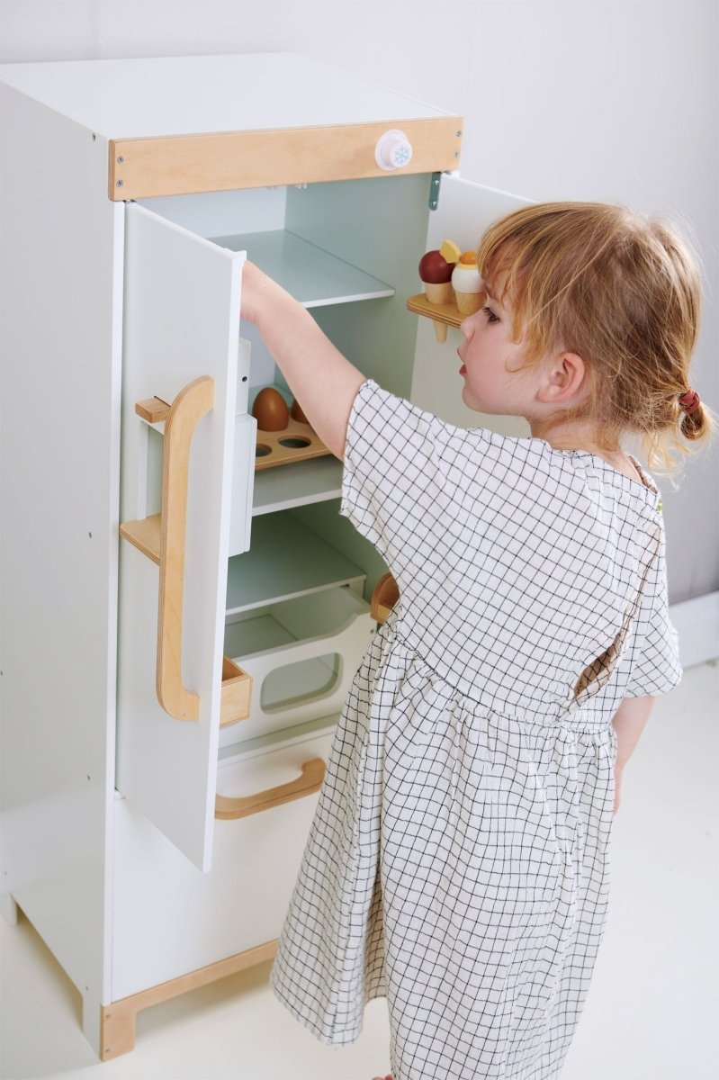 Play kitchen cheap with refrigerator